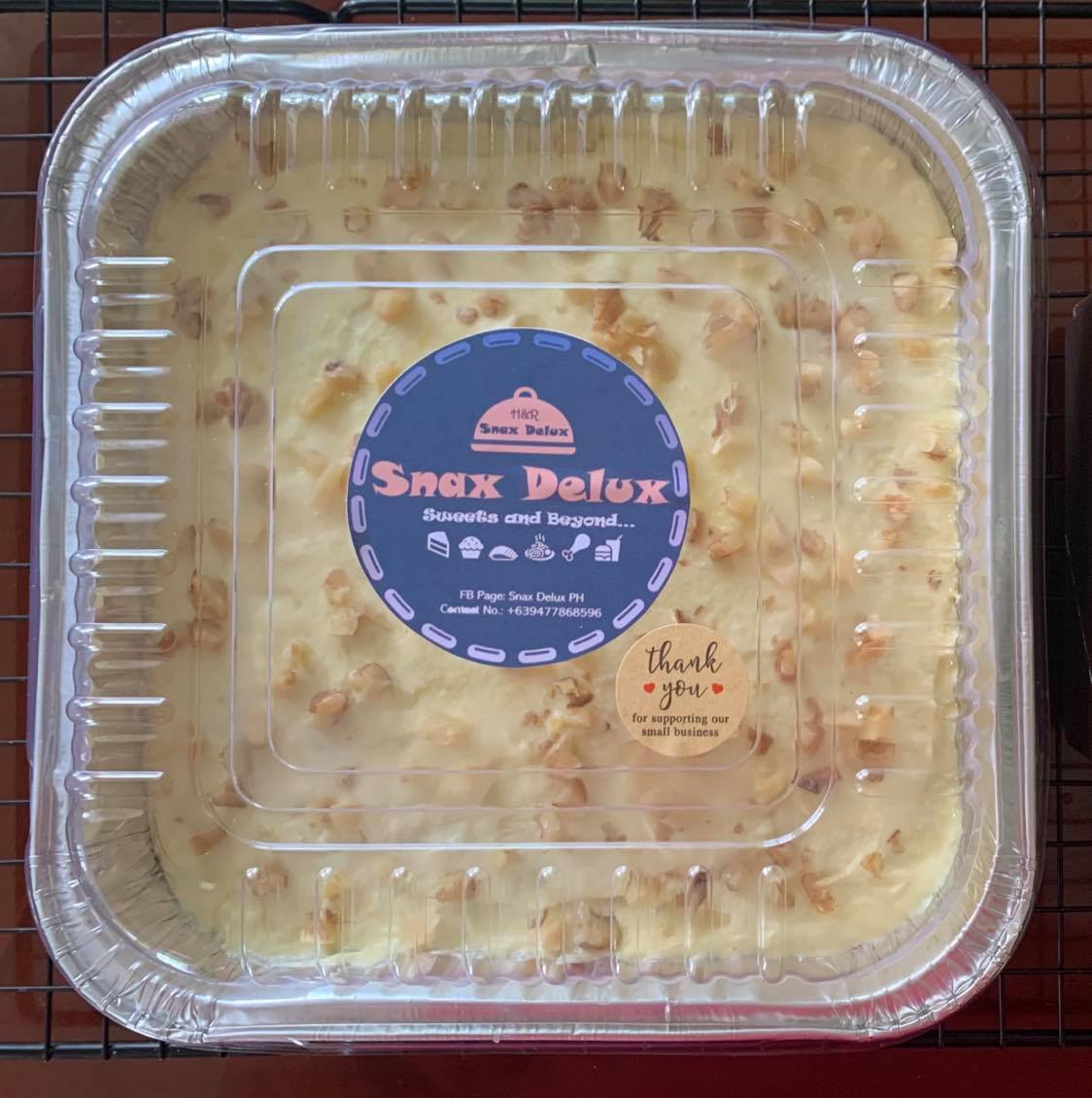 Snax Delux Carrot Cake with Walnuts and Creamcheese Frosting -8x8 image