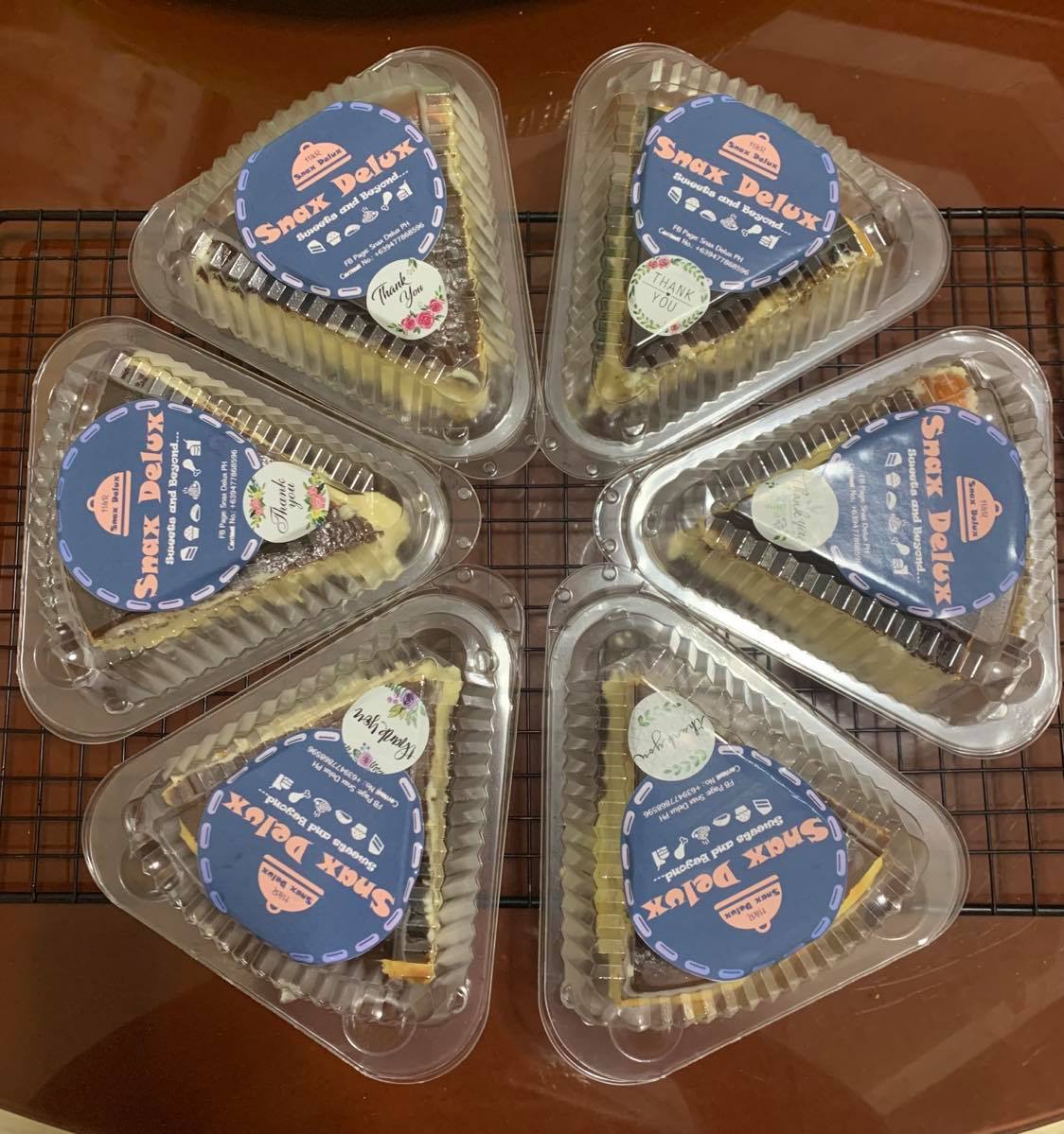 Snax Delux Basque Burnt Cheesecake per slice (4 pcs) image